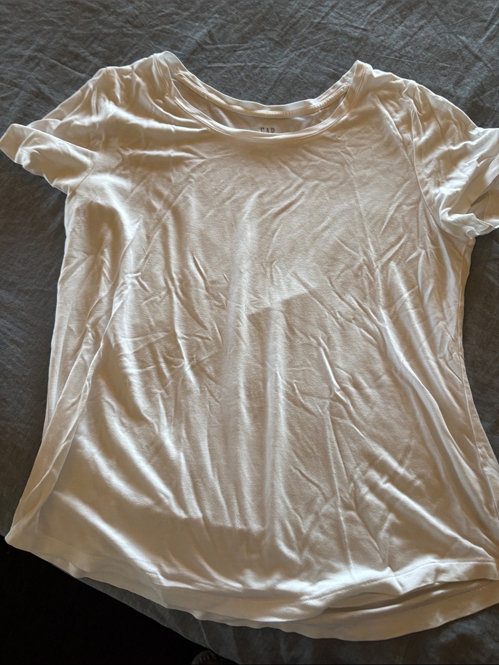 GAP White Short Sleeve Scoop Neck Tee